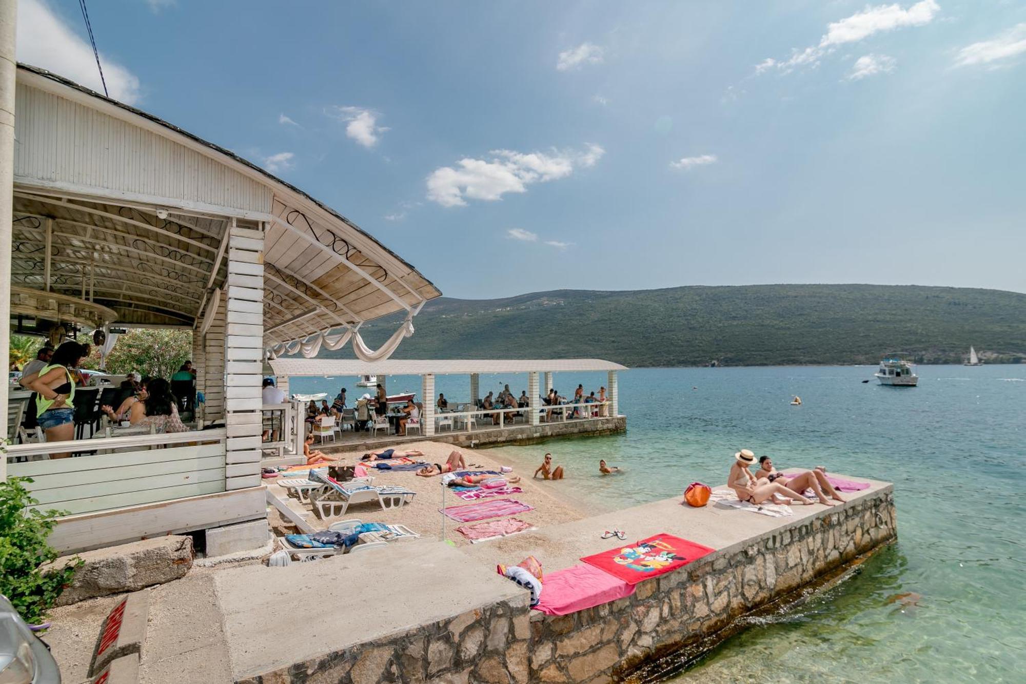 Apartments Milanovic Herceg Novi Rom bilde